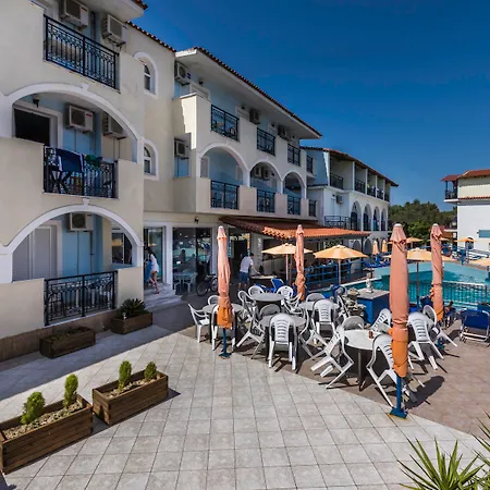 Vossos Hotel Apartments-3